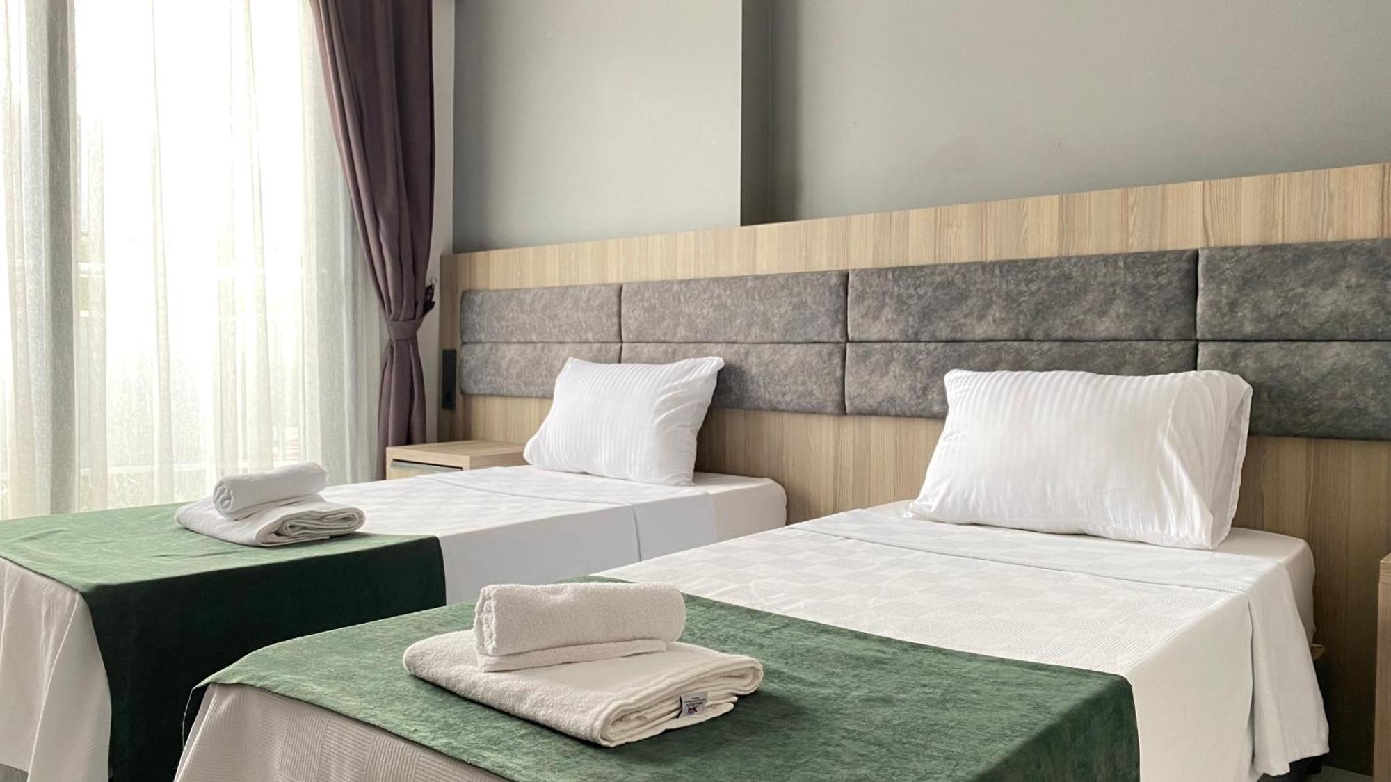 קוסדסי Medos Beach Hotel מראה חיצוני תמונה