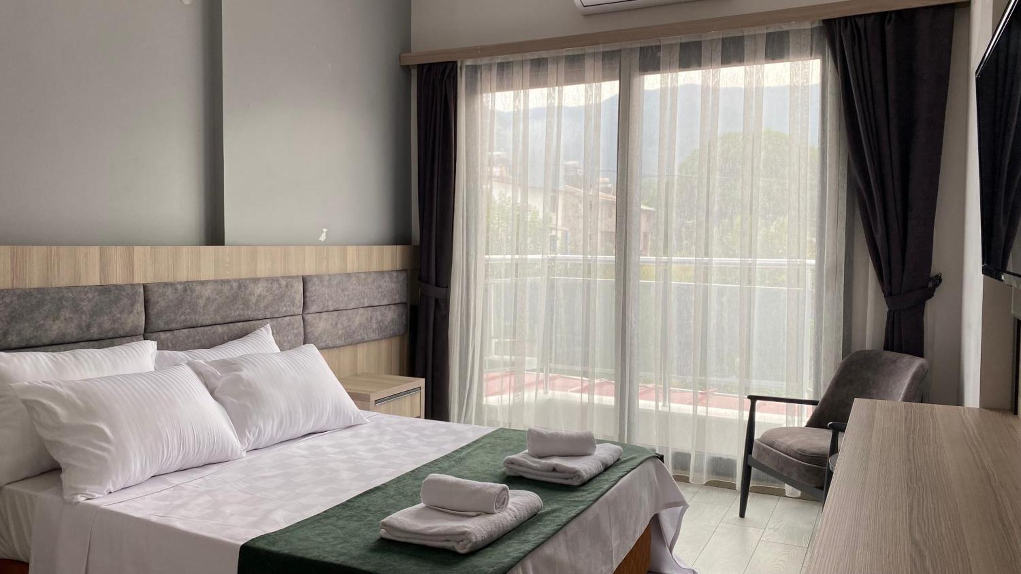 קוסדסי Medos Beach Hotel מראה חיצוני תמונה