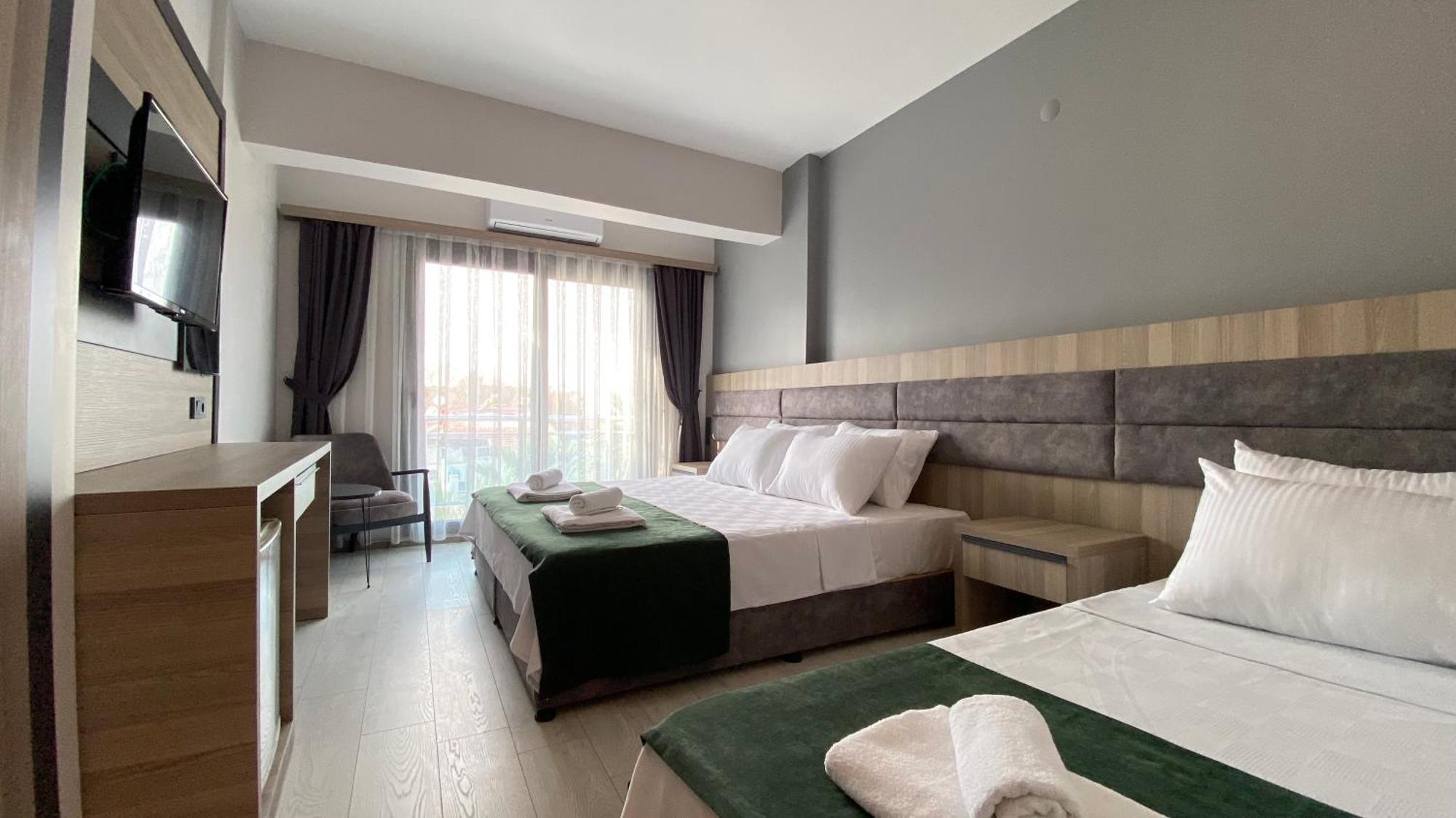 קוסדסי Medos Beach Hotel מראה חיצוני תמונה